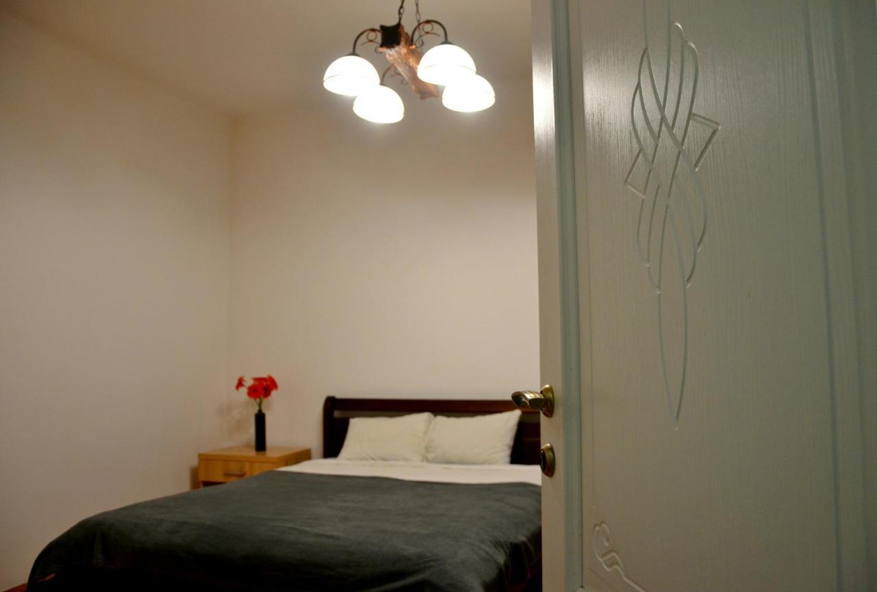 Brand New Apartment In City Center Leopoli Esterno foto