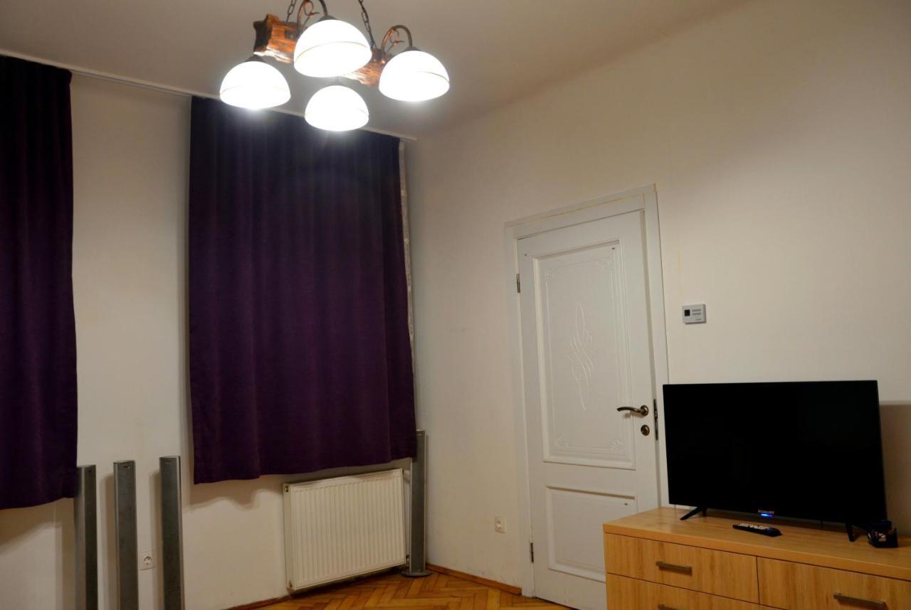 Brand New Apartment In City Center Leopoli Esterno foto